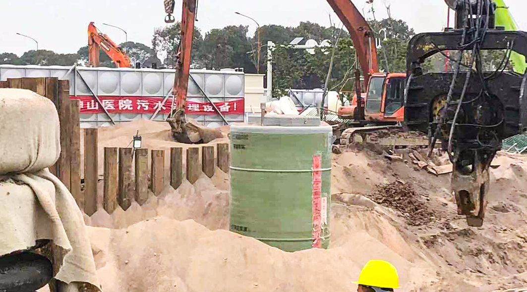 官网封面 拷贝.jpg