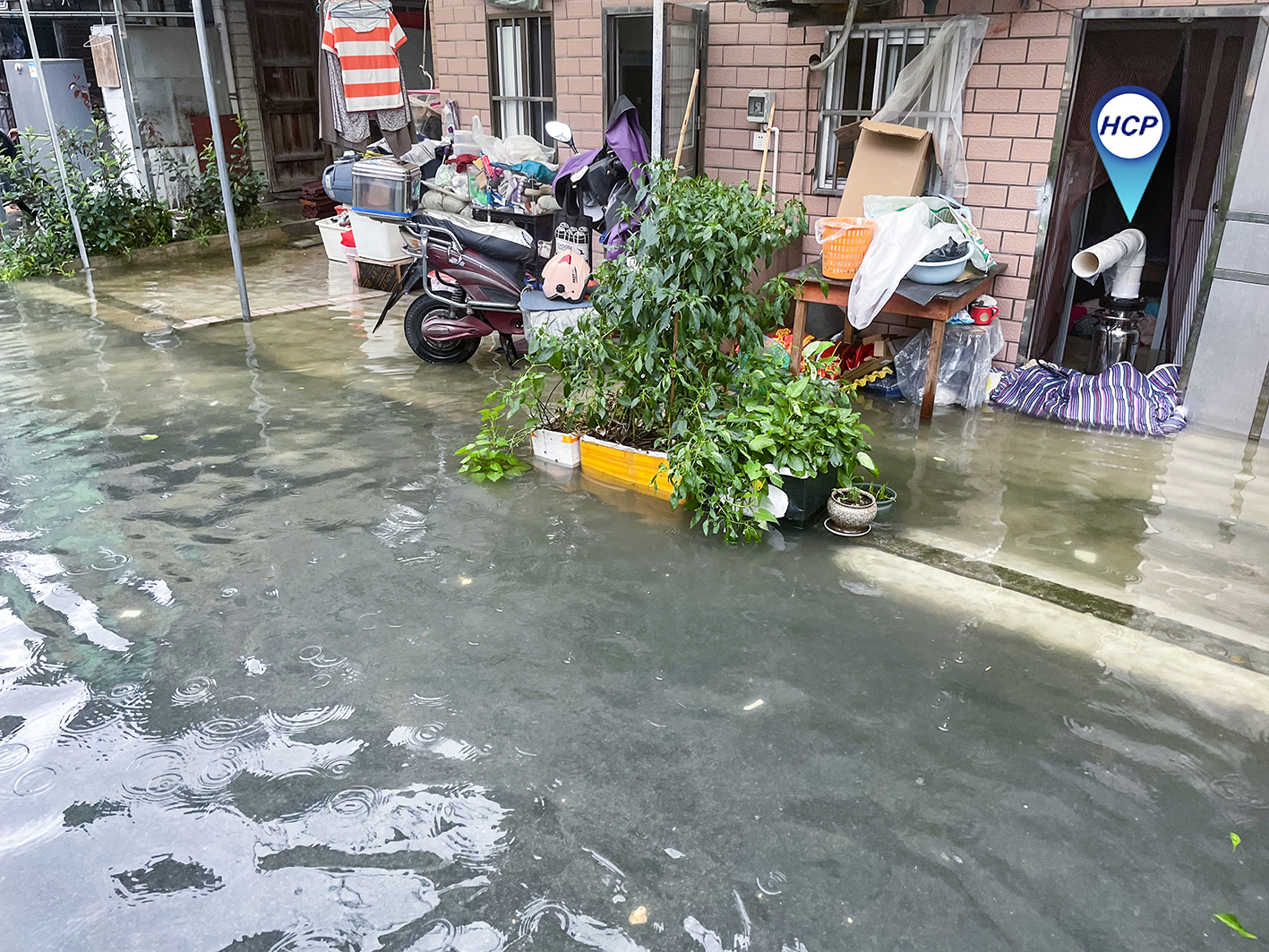 HCP河见泵浦支援白海豚水灾现场排涝.jpg